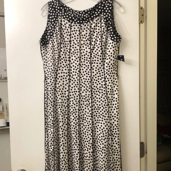 Perceptions Polka Dot Dress - Picture 1 of 8